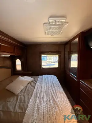 2014 Four Winds HURRICANE 29X photo 25