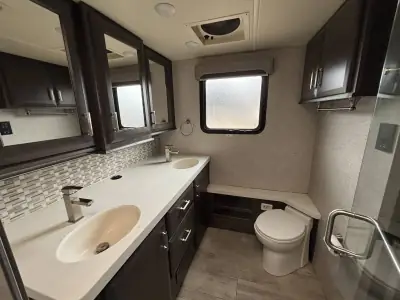 2023 Thor TUSCANY 40RT photo 17