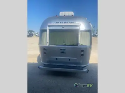 2026 Airstream Caravel 16RB photo 4