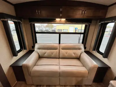 2018 Keystone OUTBACK 330RL photo 20