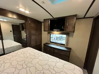 2018 Keystone OUTBACK 330RL photo 38