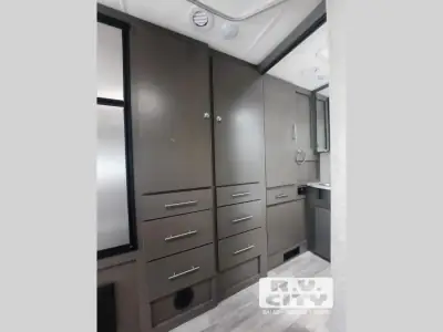2023 Thor Motor Coach Vegas 24.4 photo 10