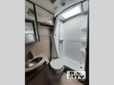 2023 Thor Motor Coach Vegas 24.4 photo 12
