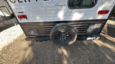 2022 Coachmen Clipper Single Axle 182DBU photo 37