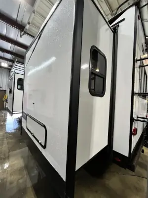 2025 K-Z CONNECT C323MKK photo 4