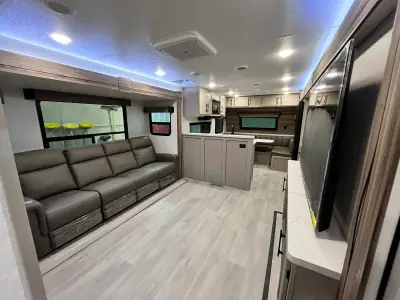 2025 K-Z CONNECT C323MKK photo 16