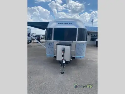 2026 Airstream International 23FB Twin photo 6