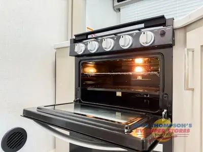 2026 Thor Motor Coach Chateau photo 18