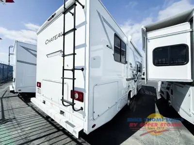 2026 Thor Motor Coach Chateau photo 5