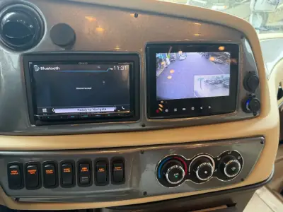2020 Tiffin Motorhomes Allegro Red 33AA photo 34