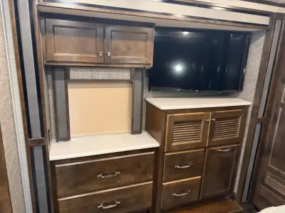 2020 Tiffin Motorhomes Allegro Red 33AA photo 25