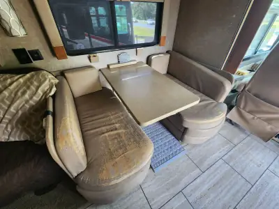 2018 Tiffin Motorhomes ALLEGRO OPEN ROAD 36UA photo 3