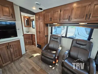 2025 Outdoors Timber Ridge Titanium Series 26KVS photo 11