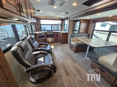 2025 Outdoors Timber Ridge Titanium Series 26KVS photo 18