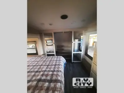 2025 Jayco Eagle 360DBOK photo 10