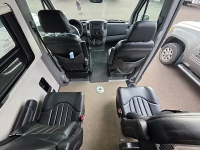 2014 Airstream Interstate Lounge EXT 4 seater photo 13