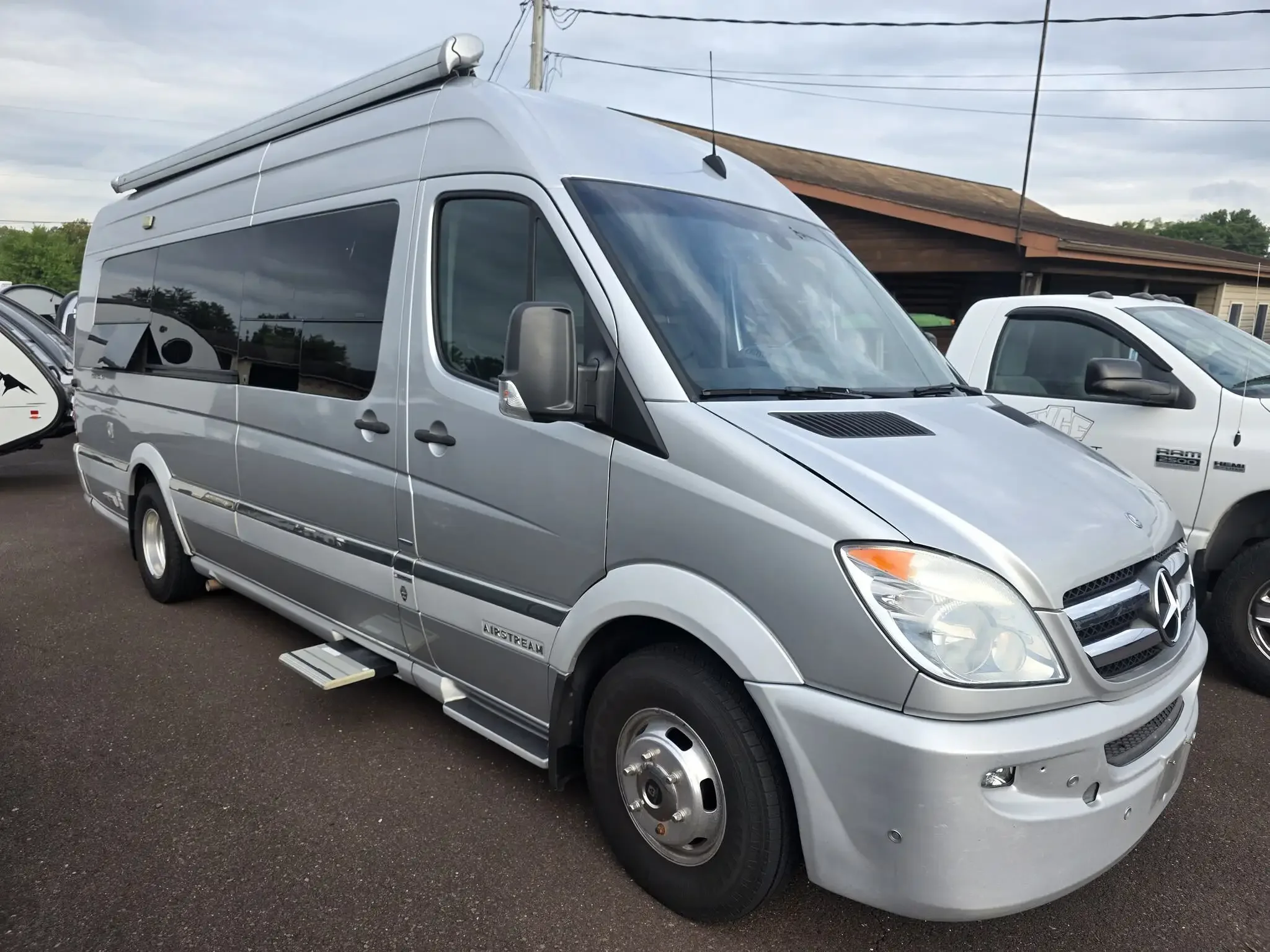 2014 Airstream Interstate Lounge EXT 4 seater exterior