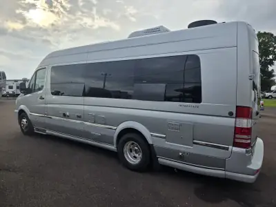 2014 Airstream Interstate Lounge EXT 4 seater photo 4