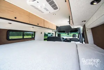 2027 Storyteller Overland Dark Mode OG AWD photo 20