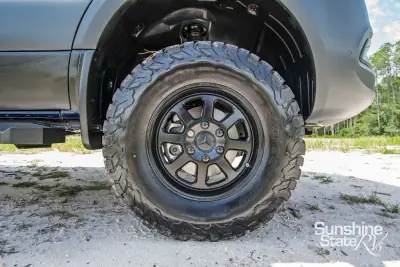 2027 Storyteller Overland Dark Mode OG AWD photo 27