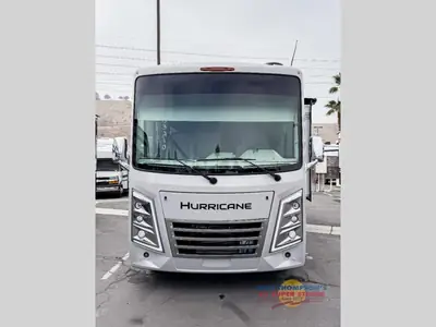 2026 Thor Motor Coach Hurricane photo 2