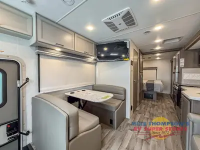 2026 Thor Motor Coach Hurricane photo 20