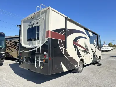 2019 Coachmen Mirada 29FW photo 4