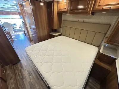 2019 Coachmen Mirada 29FW photo 20