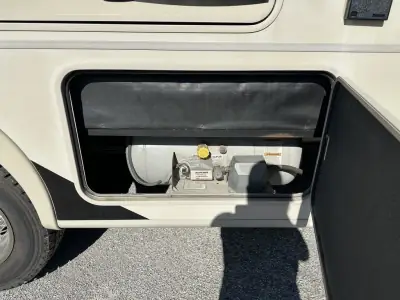 2019 Coachmen Mirada 29FW photo 10