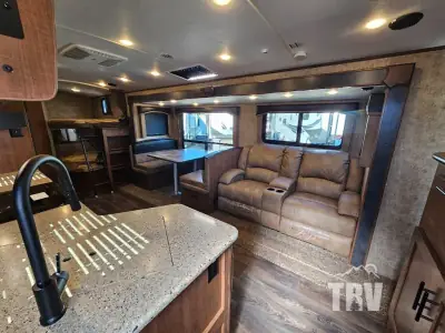 2023 Outdoors Back Country Series MTN TRX 28DBS photo 6