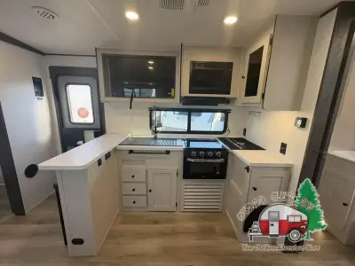 2026 Coachmen Northern Spirit Ultra Lite 2353RB photo 18