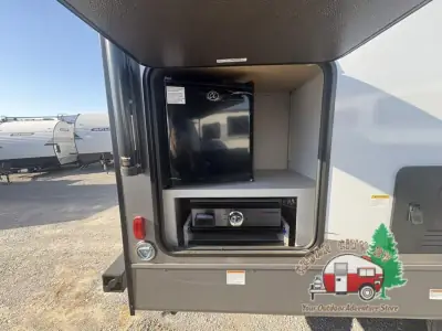2026 Coachmen Northern Spirit Ultra Lite 2353RB photo 9