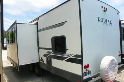 2022 Dutchmen Kodiak Ultra-Lite 283BHSL photo 4