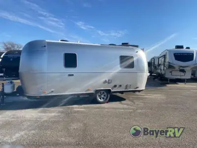 2026 Airstream World Traveler 22RB photo 4