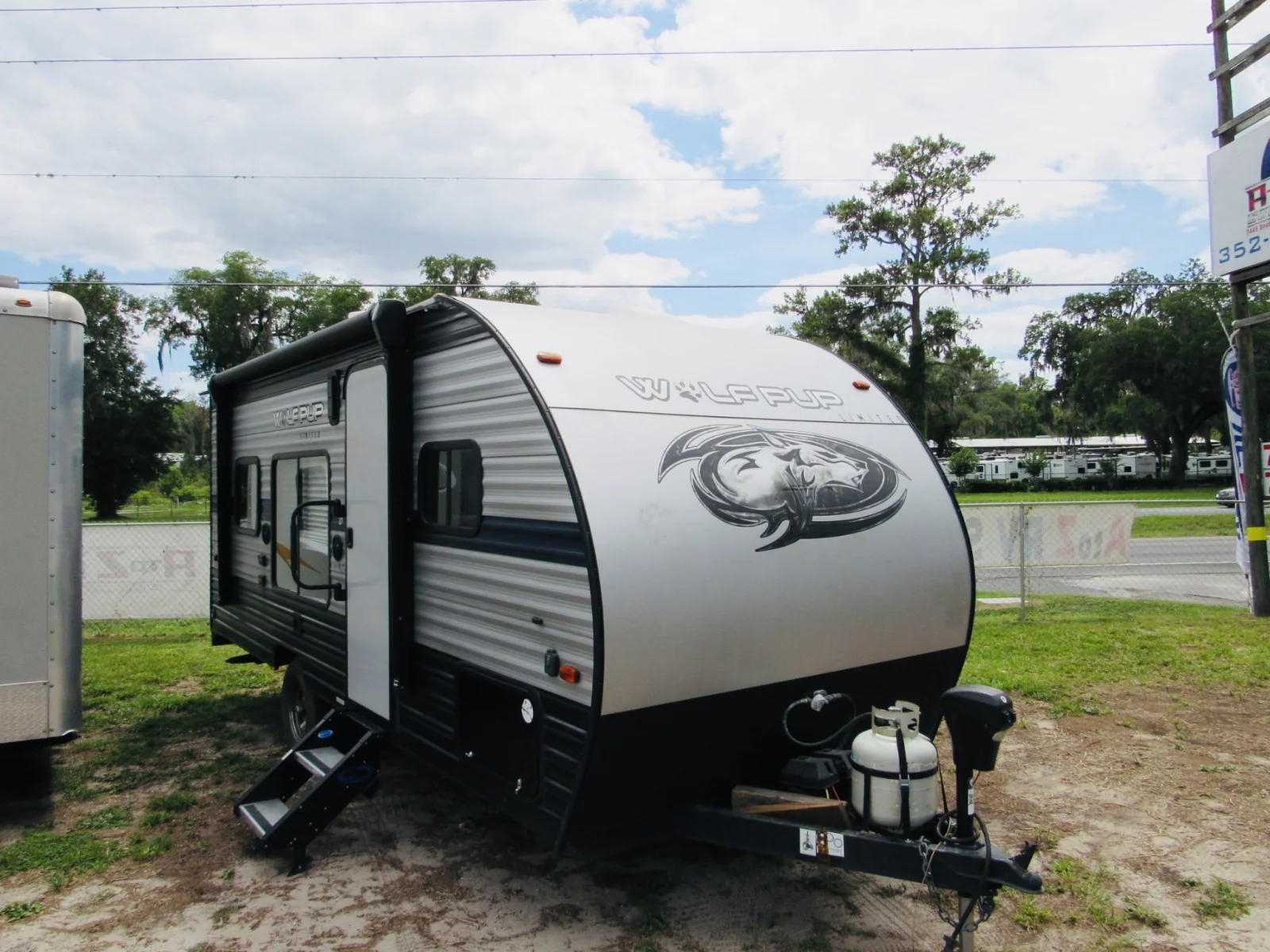2019 Forest River WOLFPUP M-18RJB exterior