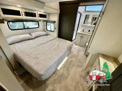 2026 Coachmen Chaparral 381DBL photo 37