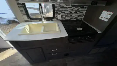 2018 Wildwood By Forest River X-Lite 233RBXL photo 26