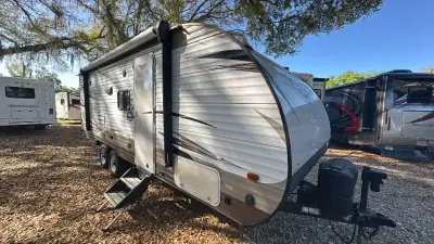 2018 Wildwood By Forest River X-Lite 233RBXL photo 34