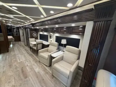 2020 Newmar Mountain Aire 4551 photo 9