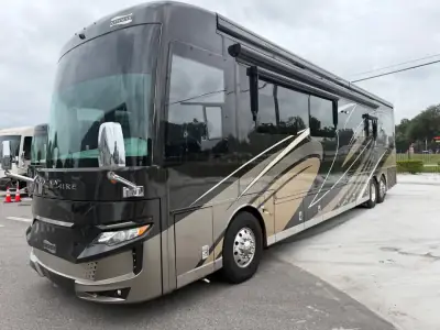 2020 Newmar Mountain Aire 4551 photo 3
