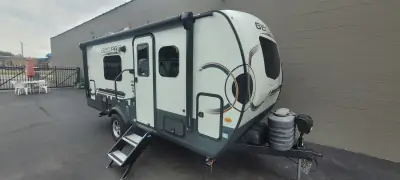 2024 Rockwood G19FDS