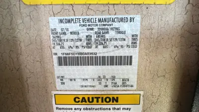 2011 Fleetwood Terra 34DS Ford 6.8L photo 14
