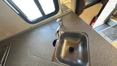2011 Fleetwood Terra 34DS Ford 6.8L photo 32