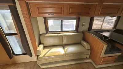 2011 Fleetwood Terra 34DS Ford 6.8L photo 29