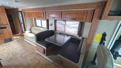 2011 Fleetwood Terra 34DS Ford 6.8L photo 16