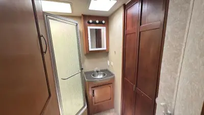 2011 Fleetwood Terra 34DS Ford 6.8L photo 20