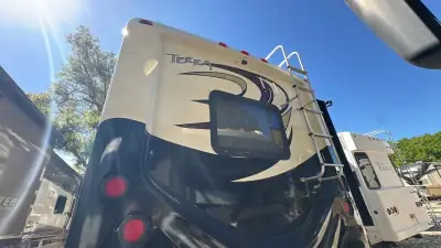 2011 Fleetwood Terra 34DS Ford 6.8L photo 52