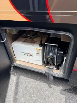 2017 Entegra Coach Anthem 44B photo 7