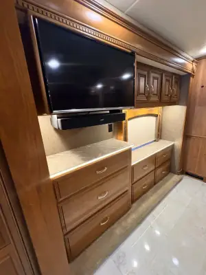 2017 Entegra Coach Anthem 44B photo 21