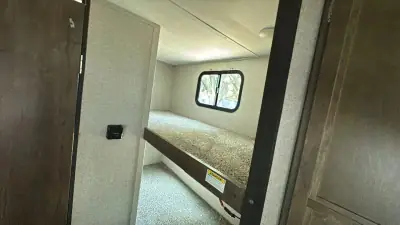 2018 Coleman By Dutchmen Light LX 1925BH photo 16